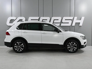 Внедорожник Volkswagen Tiguan 2019 года, 2599000 рублей, Ростов-на-Дону