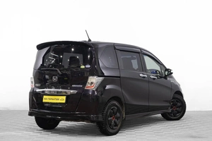 Минивэн Honda Freed 2012 года, 1219000 рублей, Барнаул