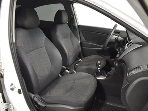 Седан Hyundai Solaris 2015 года, 809900 рублей, Казань