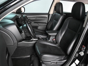 Внедорожник Mitsubishi Outlander 2017 года, 2029000 рублей, Ростов-на-Дону