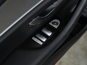 Седан Mercedes-benz E-класс 2016 года, 2298055 рублей, Москва