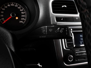 Седан Volkswagen Polo 2017 года, 1299000 рублей, Тюмень