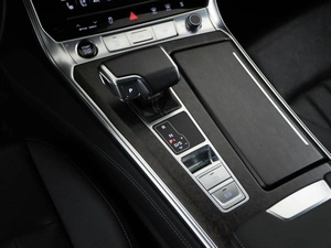 Седан Audi A6 2021 года, 5497077 рублей, Москва
