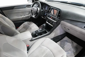 Седан Hyundai Sonata 2017 года, 1499000 рублей, Новокузнецк
