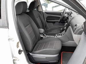 Хетчбэк Ford Focus 2010 года, 735000 рублей, Краснодар