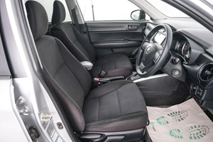 Универсал Toyota Corolla Fielder 2018 года, 1299000 рублей, Красноярск