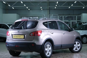 Внедорожник Nissan Qashqai 2009 года, 1029000 рублей, Омск