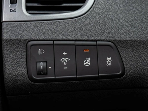 Седан Hyundai Elantra 2015 года, 1350000 рублей, Краснодар