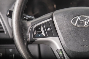 Седан Hyundai Solaris 2011 года, 769000 рублей, Томск