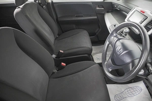 Минивэн Honda Freed 2010 года, 1029000 рублей, Кемерово