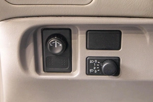 Минивэн Nissan Almera Tino 2001 года, 289000 рублей, Барнаул