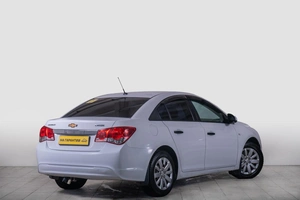 Седан Chevrolet Cruze 2012 года, 669000 рублей, Томск
