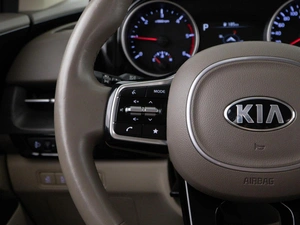 Минивэн Kia Carnival 2021 года, 4238888 рублей, Москва