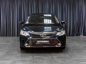 Седан Toyota Camry 2015 года, 2409000 рублей, Тюмень