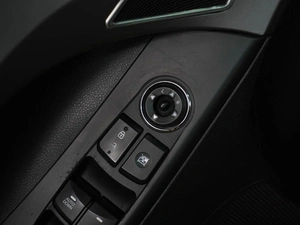 Седан Hyundai Elantra 2011 года, 949000 рублей, Воронеж