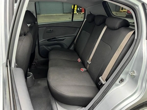 Хетчбэк Kia Rio 2011 года, 599000 рублей, Кропоткин