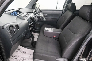 Минивэн Toyota bB 2013 года, 989000 рублей, Красноярск