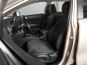 Внедорожник Kia Sportage 2018 года, 2299000 рублей, Красный Пахарь