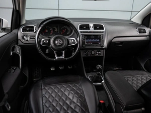 Седан Volkswagen Polo 2018 года, 1445000 рублей, Краснодар