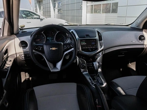 Хетчбэк Chevrolet Cruze 2012 года, 830000 рублей, Краснодар