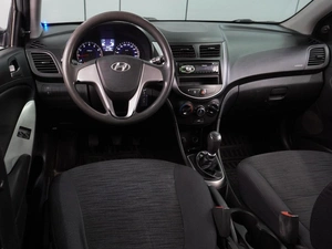 Седан Hyundai Solaris 2014 года, 869000 рублей, Воронеж
