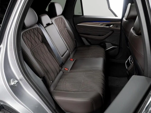 Внедорожник Geely Xingyue L 2025 года, 4519000 рублей, Тюмень