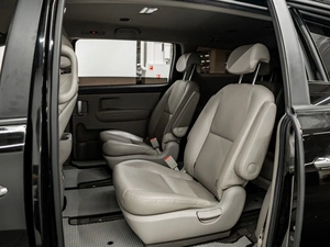 Минивэн Kia Carnival 2019 года, 2690000 рублей, Красноярск
