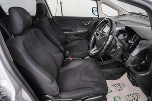 Хетчбэк Honda Fit 2012 года, 829000 рублей, Красноярск