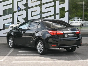 Седан Toyota Corolla 2013 года, 1396000 рублей, Волгоград