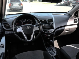 Хетчбэк Hyundai Solaris 2011 года, 809000 рублей, Волгоград