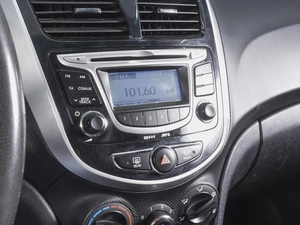 Седан Hyundai Solaris 2013 года, 999000 рублей, Ростов-на-Дону