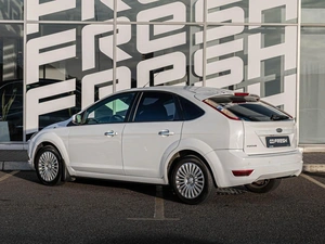 Хетчбэк Ford Focus 2011 года, 800000 рублей, Краснодар