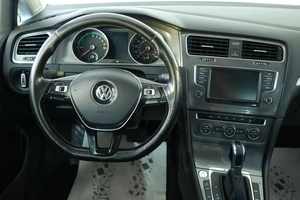Хетчбэк Volkswagen Golf 2014 года, 1279000 рублей, Омск