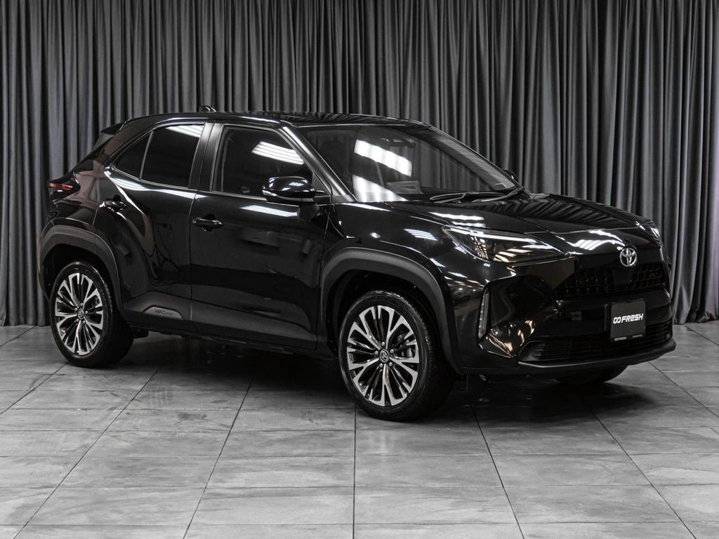 Внедорожник Toyota Yaris Cross 2021 года, 2407000 рублей, Тюмень