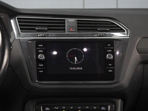 Внедорожник Volkswagen Tiguan 2019 года, 2690000 рублей, Омск