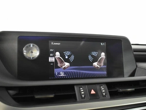 Седан Lexus ES 2018 года, 3463100 рублей, Казань