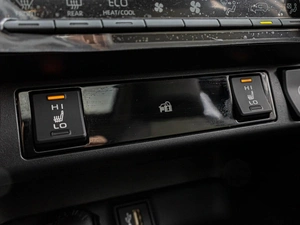 Внедорожник Toyota RAV4 2025 года, 4240000 рублей, Краснодар