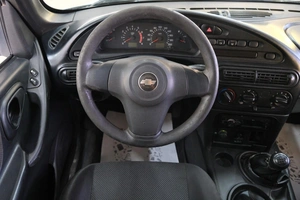 Внедорожник Chevrolet Niva 2017 года, 699000 рублей, Омск