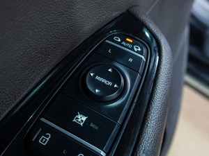 Седан Kia Optima 2019 года, 1999000 рублей, Воронеж