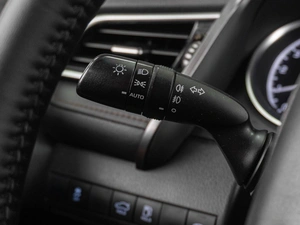 Седан Toyota Camry 2019 года, 2139000 рублей, Тюмень