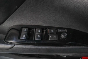 Седан Toyota Camry 2019 года, 2539000 рублей, Челябинск