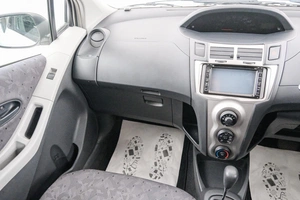 Хетчбэк Toyota Vitz 2008 года, 599000 рублей, Красноярск