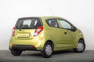 Хетчбэк Chevrolet Spark 2013 года, 799000 рублей, Томск
