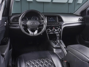Седан Hyundai Elantra 2018 года, 1279000 рублей, Ростов-на-Дону