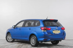 Универсал Toyota Corolla Fielder 2019 года, 1429000 рублей, Кемерово