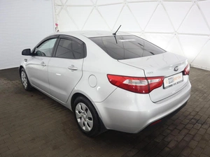 Седан Kia Rio 2013 года, 895000 рублей, Орёл