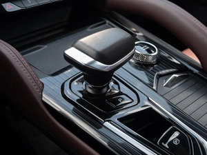 Внедорожник Geely Monjaro 2023 года, 3250000 рублей, Краснодар