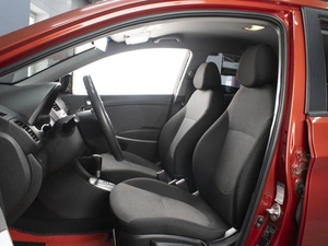 Хетчбэк Hyundai Solaris 2013 года, 1010000 рублей, Омск