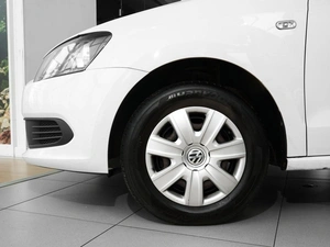 Седан Volkswagen Polo 2013 года, 909000 рублей, Тверь