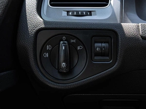 Хетчбэк Volkswagen Golf 2012 года, 1050000 рублей, Краснодар
